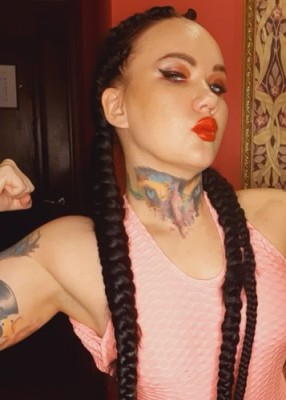 Проститутка Мари